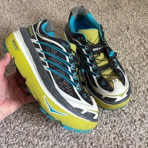 HOKA Mafate 3 trail running shoes in a lime/anthracite/white mens size 9